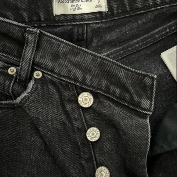 Abercrombie & Fitch The Dad Jean Black Stone Wash size 2 - Picture 3 of 10